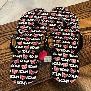 NWT Robin Ruth “Roma” Flip Flops